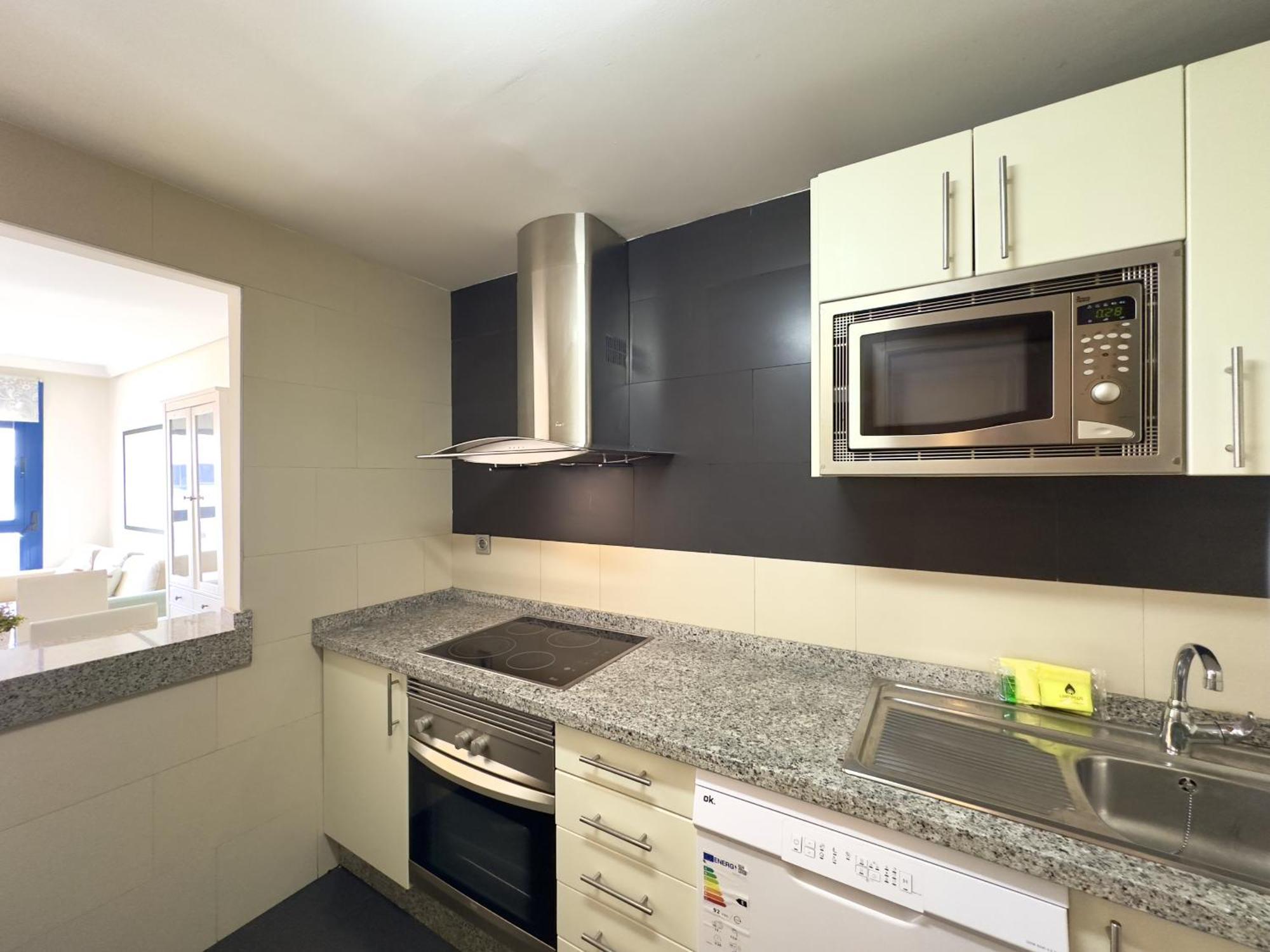 Urbe10 Pacifico Sea Views Apartment มาลากา ภายนอก รูปภาพ